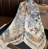 A scarf is a versatile garment accessory that provides warmth and decorative effect. A variety of materials, including wool, silk and cotton, are suitable for different seasons and occasions to show your personal style.