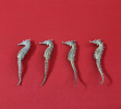 Seahorse specimens are unique and attractive biological specimens. Their unique appearance and mysterious living habits make them occupy an important position in the display of biological specimens.