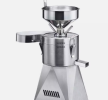 The soybean milk machine quickly produces fresh soybean milk, easy to operate, diverse functions, including soybean milk, rice milk and other healthy drinks, to provide families with nutrient-rich, no-add homemade drinks.