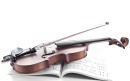 I like to communicate with other music lovers and share their learning experiences and performance experiences. During my violin learning journey, I also tried different styles of music