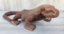 Komodo dragons are fascinating creatures, known for their large size and unique ecological adaptations. This lizard can be up to three meters long, making it the largest living lizard. It can weigh more than 150 kilograms.
