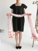 In my life, handmade scarf knitting has become an indispensable hobby. This activity is not only the simple manipulation of materials, but also the talk of my mind and the release of creativity.