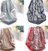 The charm of the scarf is that it is changeable and inclusive, no matter what season and what occasion, it can always add highlights to our wear