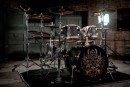 Ever since I first touched this instrument, I have been deeply attracted by its rich rhythm and strong expression. Drumming is not only a way to express my feelings, but also an indispensable part of my life.