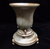 Porcelain vase, as a kind of handicraft with a long history, carries rich cultural connotation and artistic value. They are deeply loved by people for their exquisite shape, brilliant color and unique glaze.