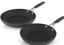 The pan model is a tool used in cooking teaching to show the structure and function of the pan body, to help chefs understand heat distribution and food handling, and to improve cooking skills and safety awareness.