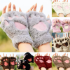 Gloves are a common but neglected daily item. Their existence covers almost every corner of our lives, from the cold winter to the hot summer, gloves can not only protect our hands, but also play an important role in many occasions.