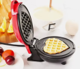 Electric baking pan is a multi-functional kitchen appliance, can quickly make pancakes, hamburgers and other food, simple operation, easy to clean, suitable for family daily use. Make cooking easy and fun.